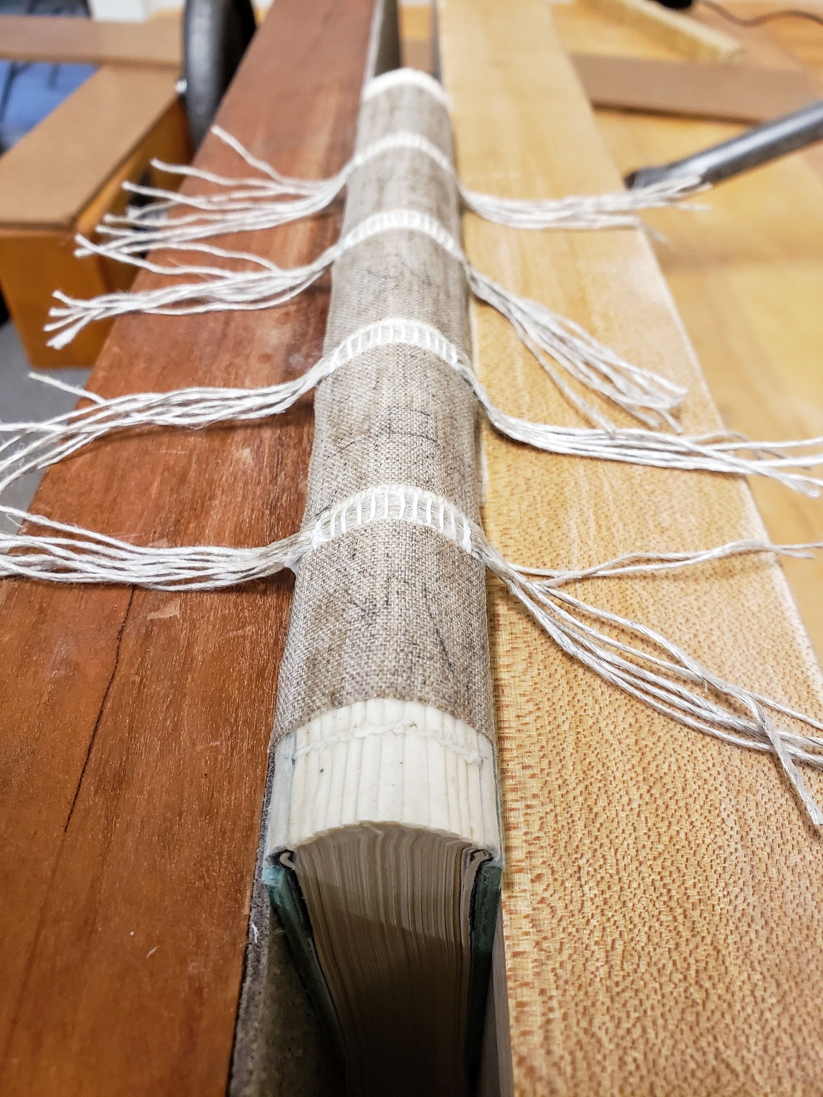 Fine binding spine
